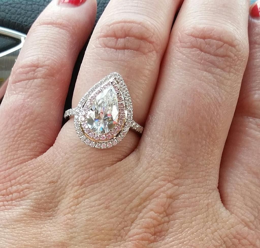 Sparkly eye candy found at thefacetlounge.com!