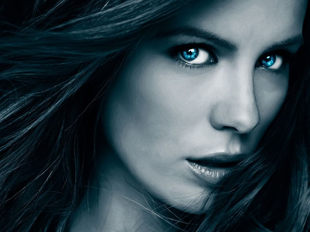 Prelijepe-oci-Kate-Beckinsale-download-besplatne-pozadine-za-desktop-1024-x-768-slike-kompjuteri-celebrity_zpsb66abe0e.jpg